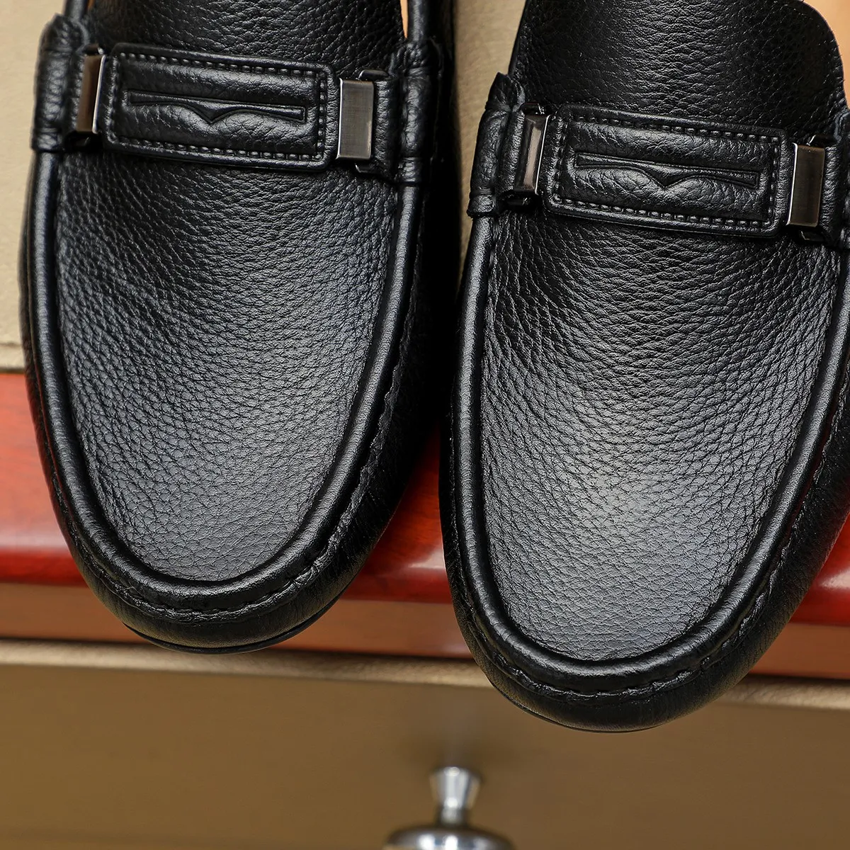 Men's shoes 💰360 💰 LV Louis Vuitton's top-quality Peaches men's shoes 💯Original copy of the official website, the upper is made of imported official website 1:1 material ❌Italian 🇮🇹 cowhide surface, imported pigskin lining. It’s definitely not made with ordinary craftsmanship, it’s the model used by celebrities! The factory’s craftsmanship is designed to create the most perfect shoes for trendy men! Colors available! 38-44 yards